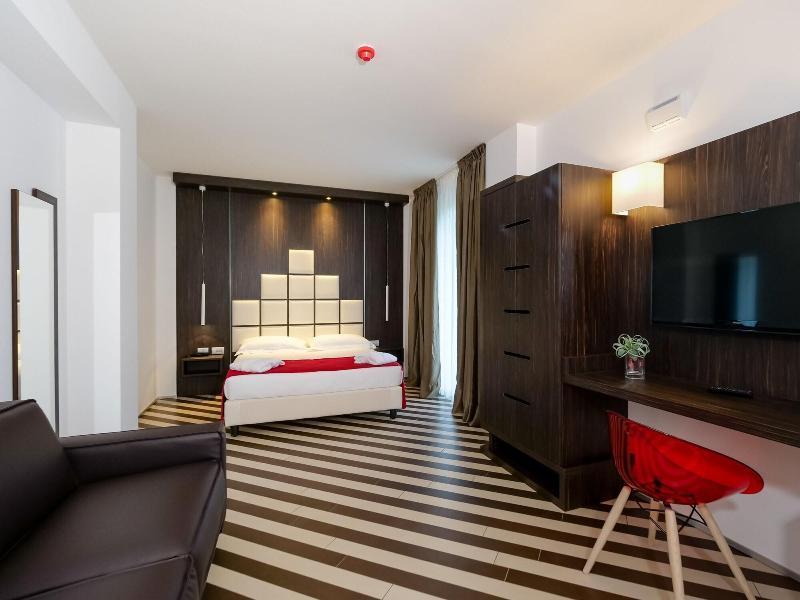 Dan Hotel Riccione Exteriör bild
