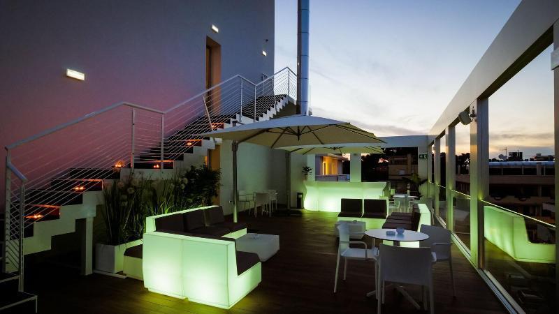 Dan Hotel Riccione Exteriör bild