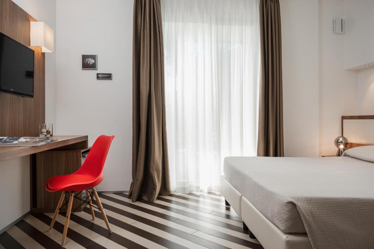 Dan Hotel Riccione Exteriör bild