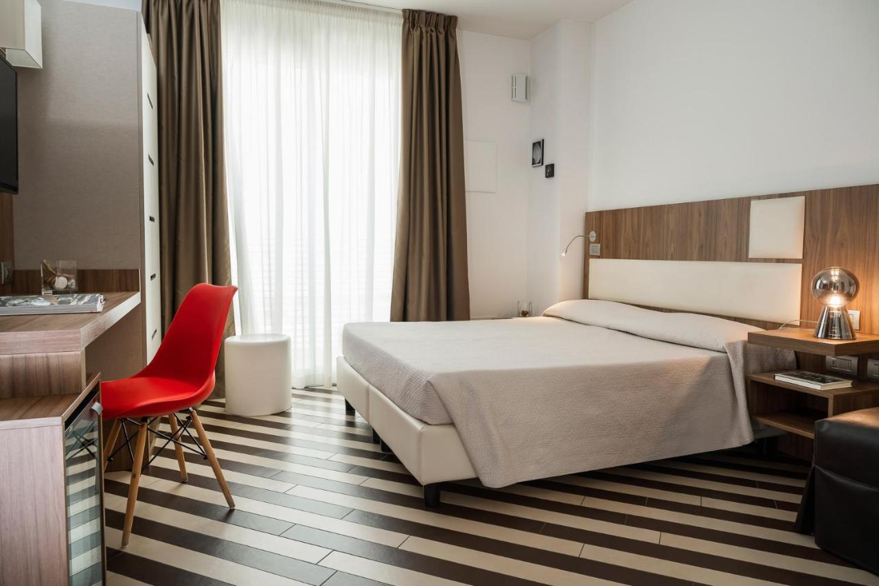 Dan Hotel Riccione Exteriör bild