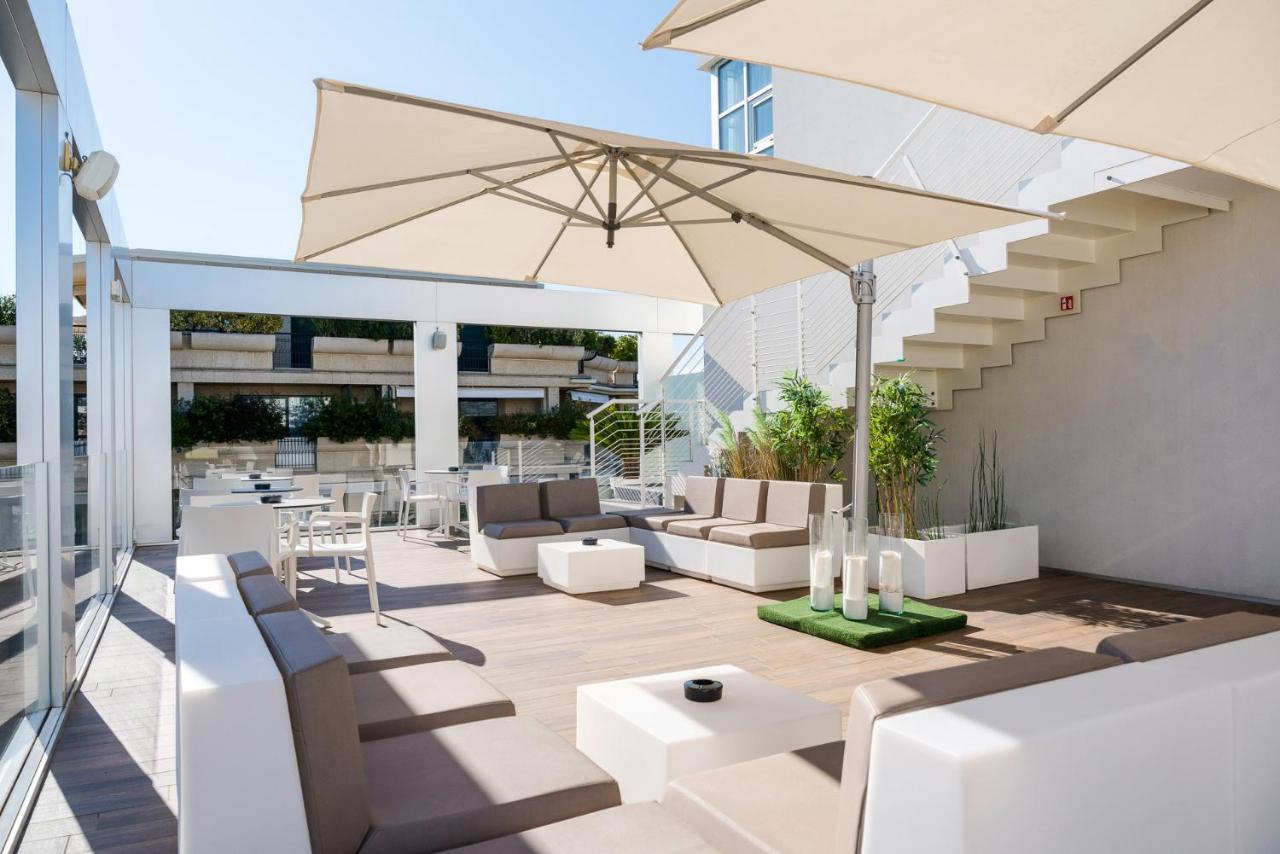 Dan Hotel Riccione Exteriör bild